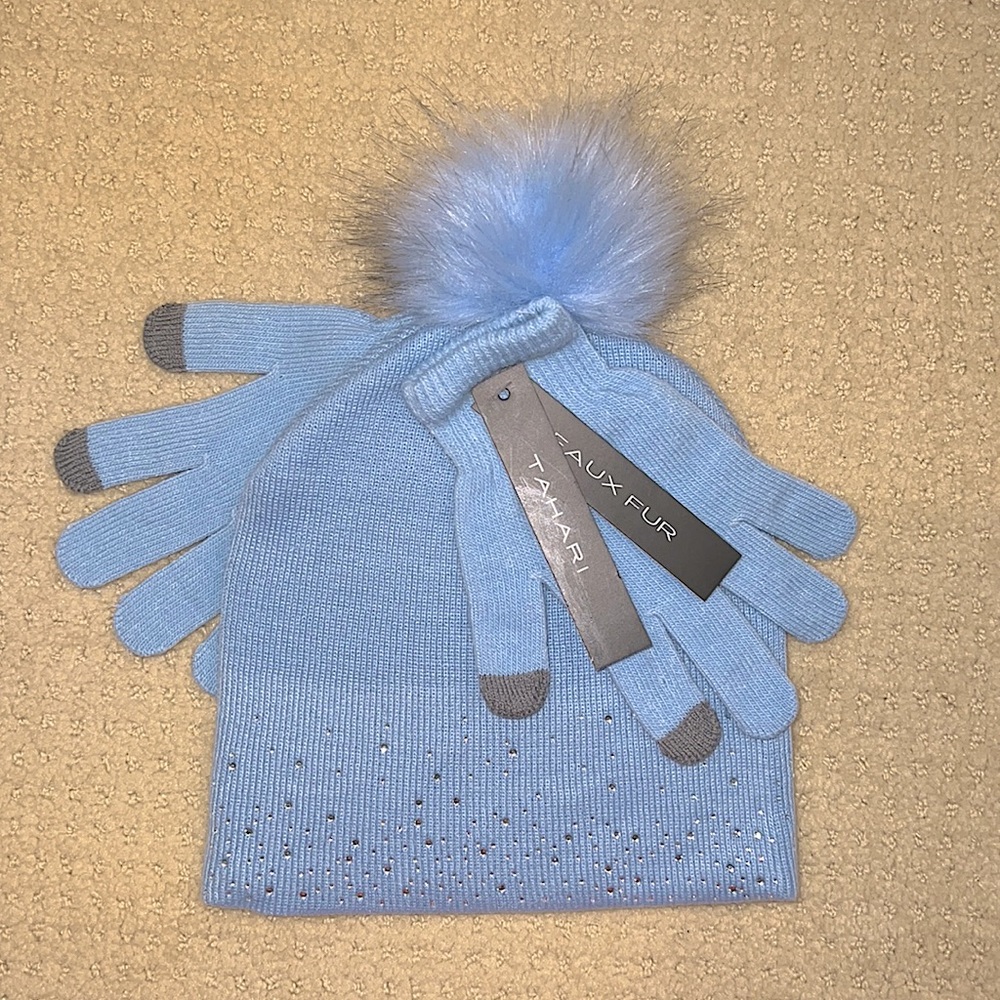 NWT Tahari Faux Fur Hat & Texting Glove Set